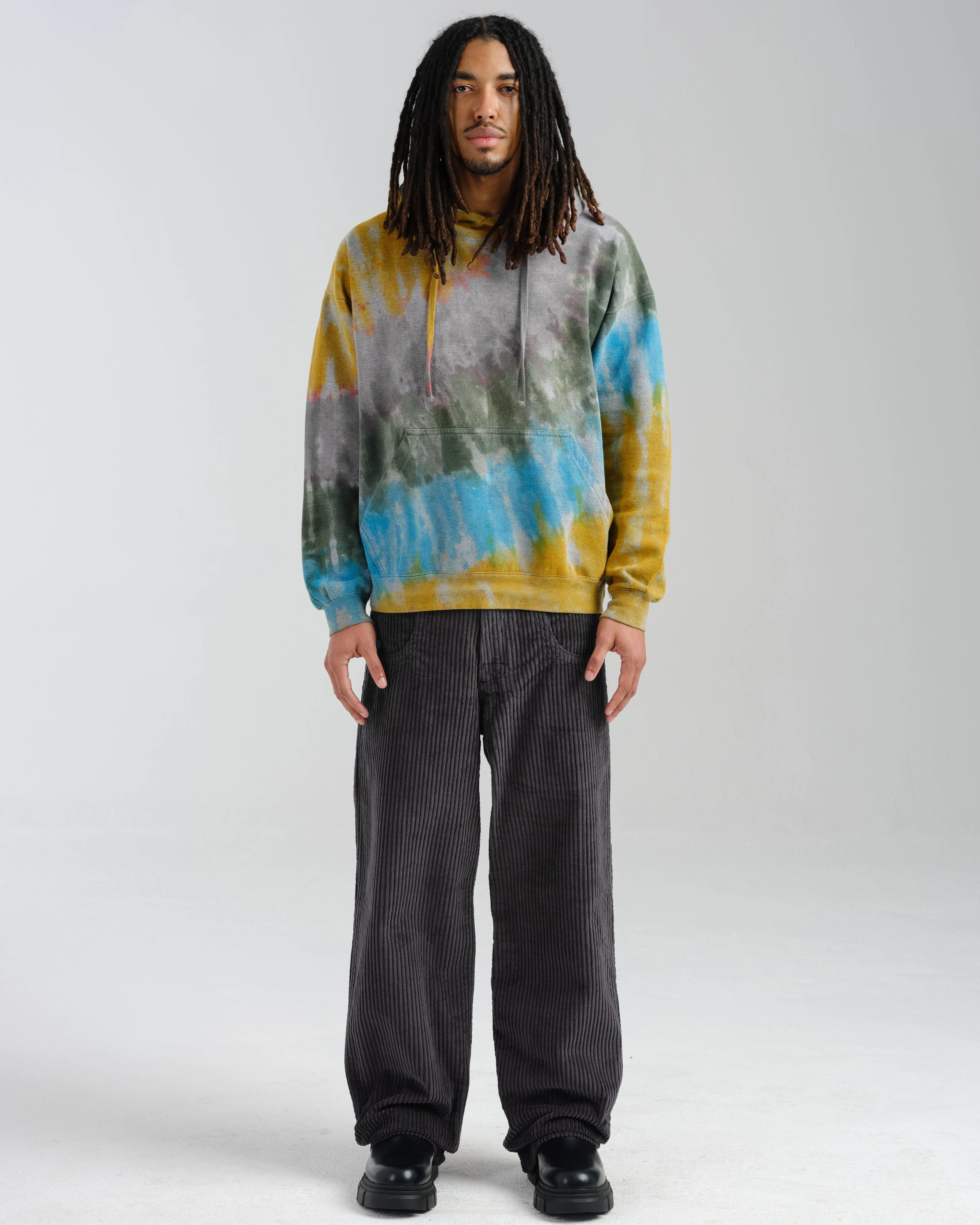 169 Low Down. 20. 4 Wale Corduroy. Magnet.