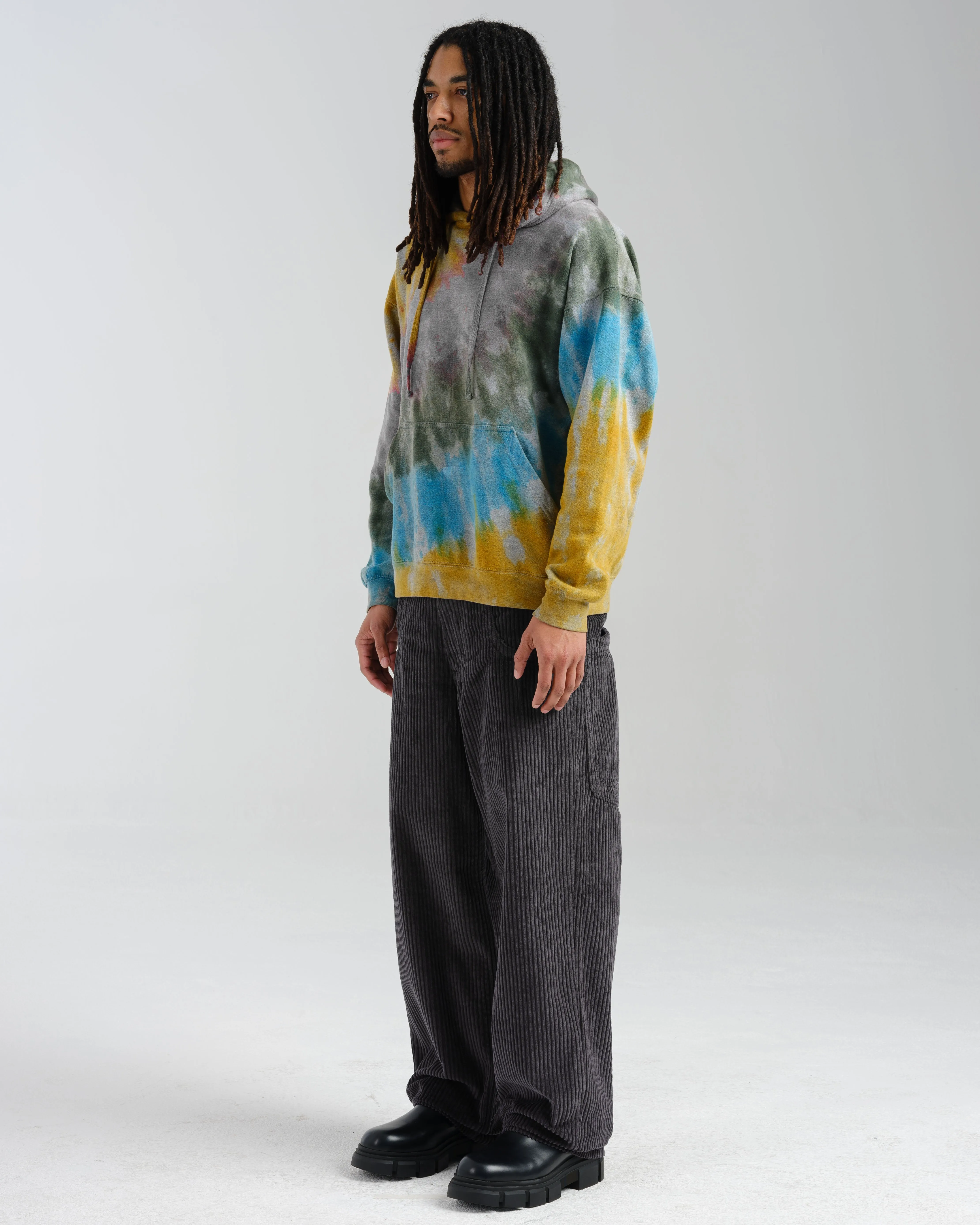 169 Low Down. 20. 4 Wale Corduroy. Magnet.