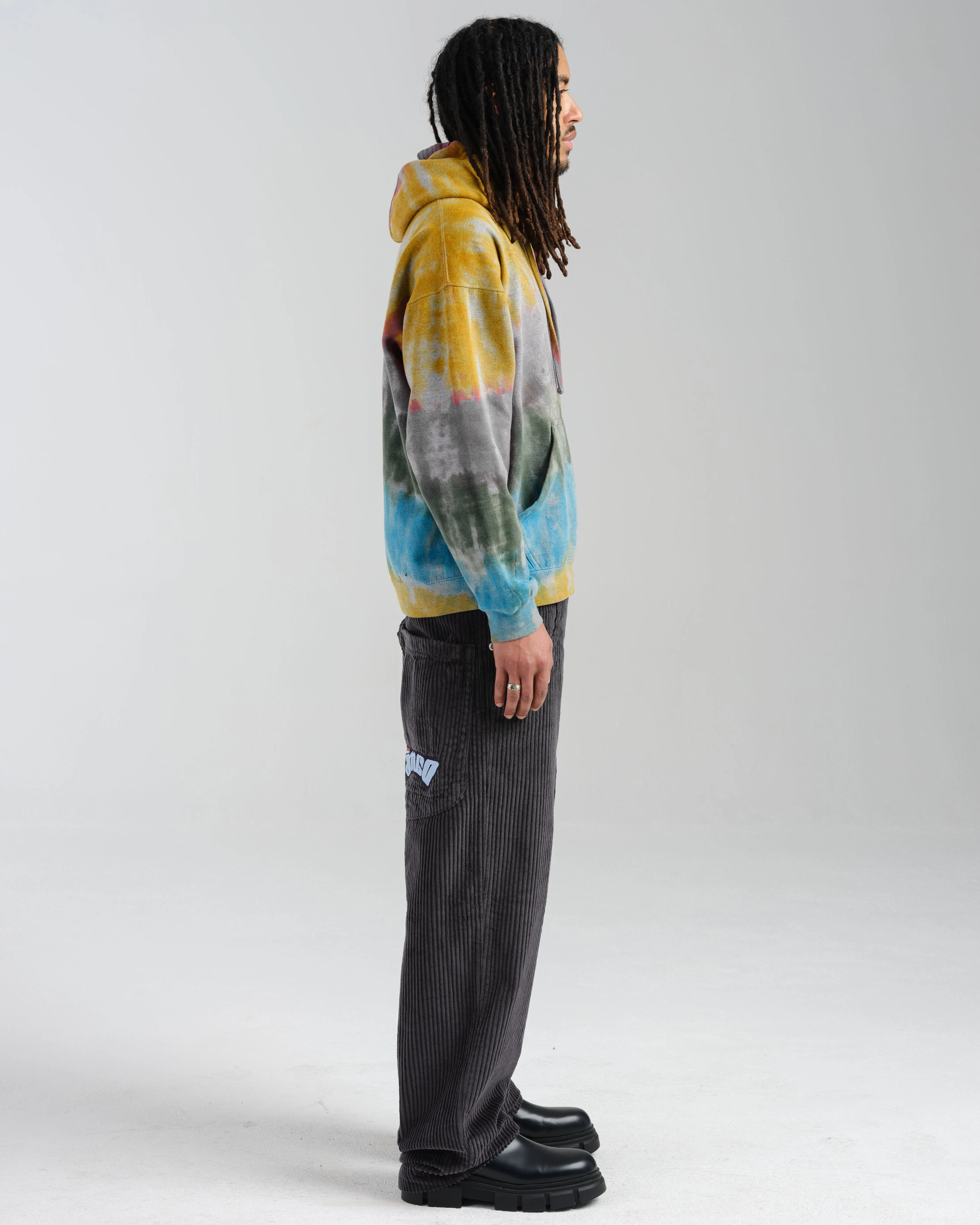 169 Low Down. 20. 4 Wale Corduroy. Magnet.