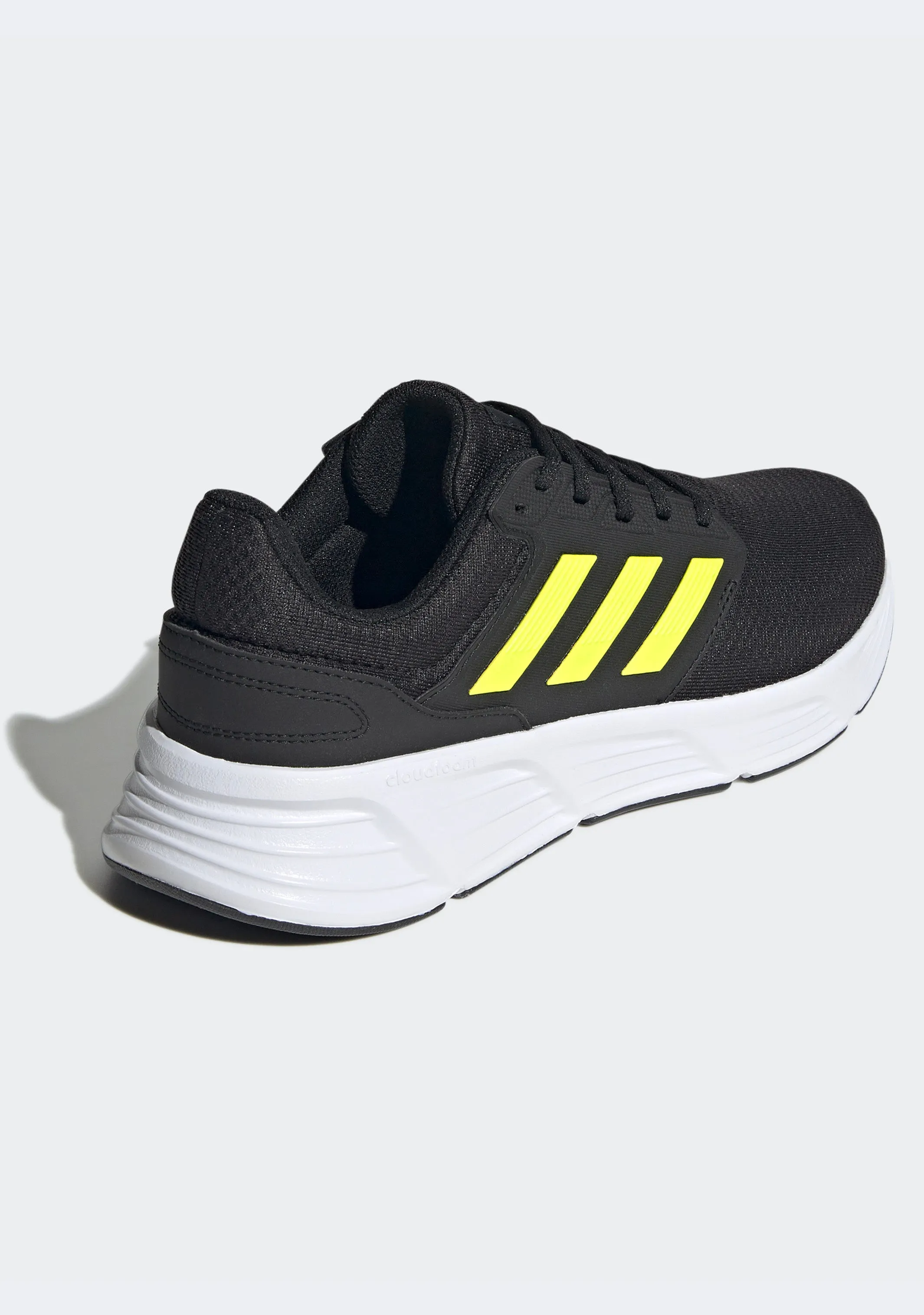 Adidas Men's Galaxy 6
