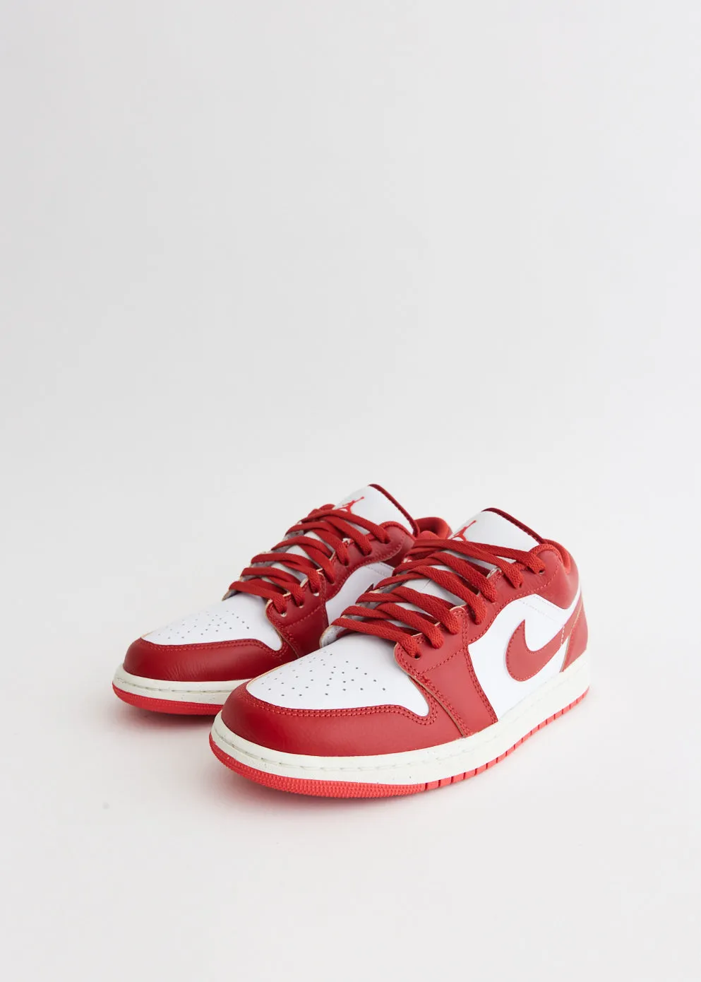 Air Jordan 1 Low 'Dune Red' Sneakers