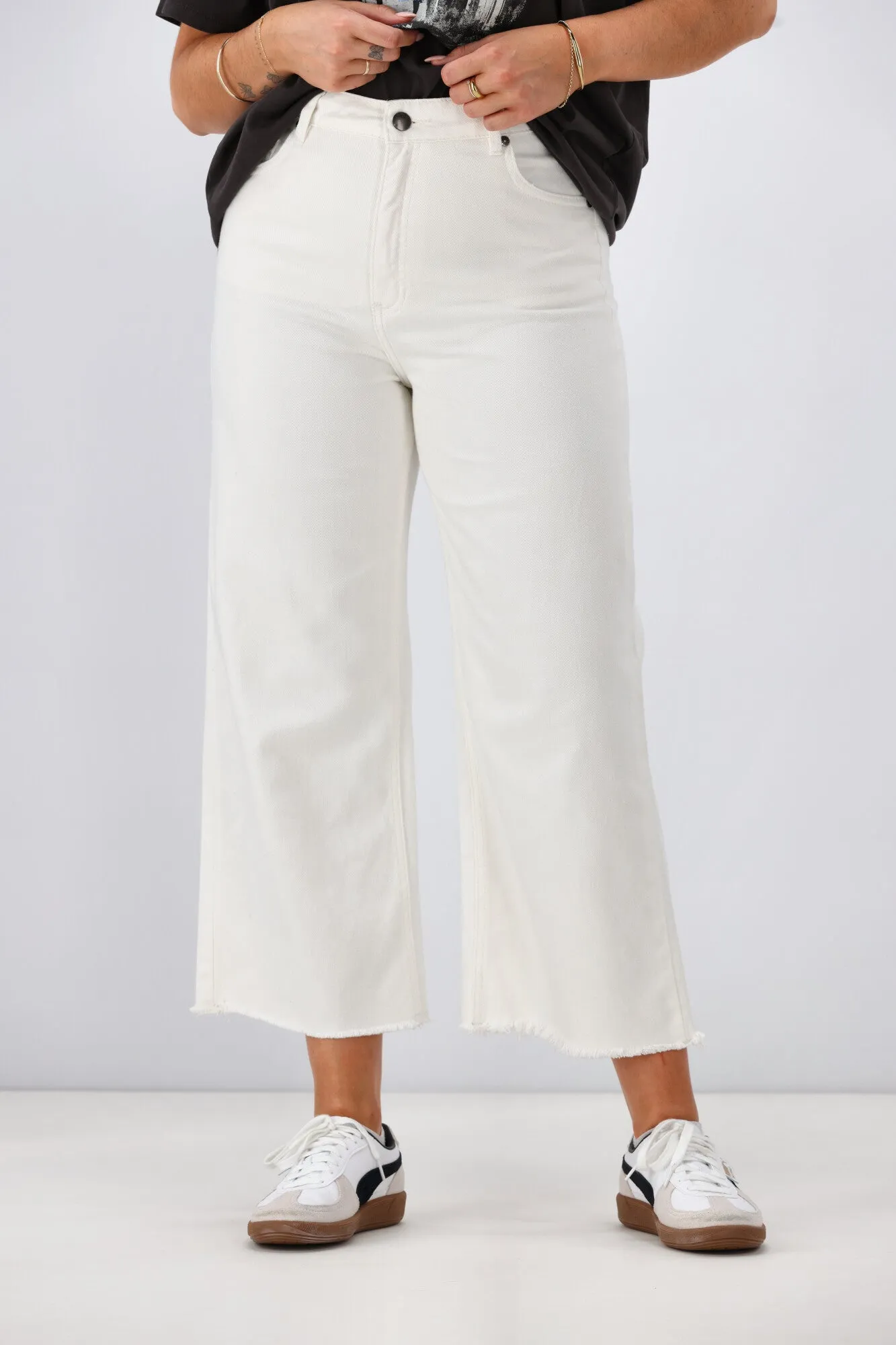 All About Eve Charlie High Rise Wide Leg Jean Vintage White