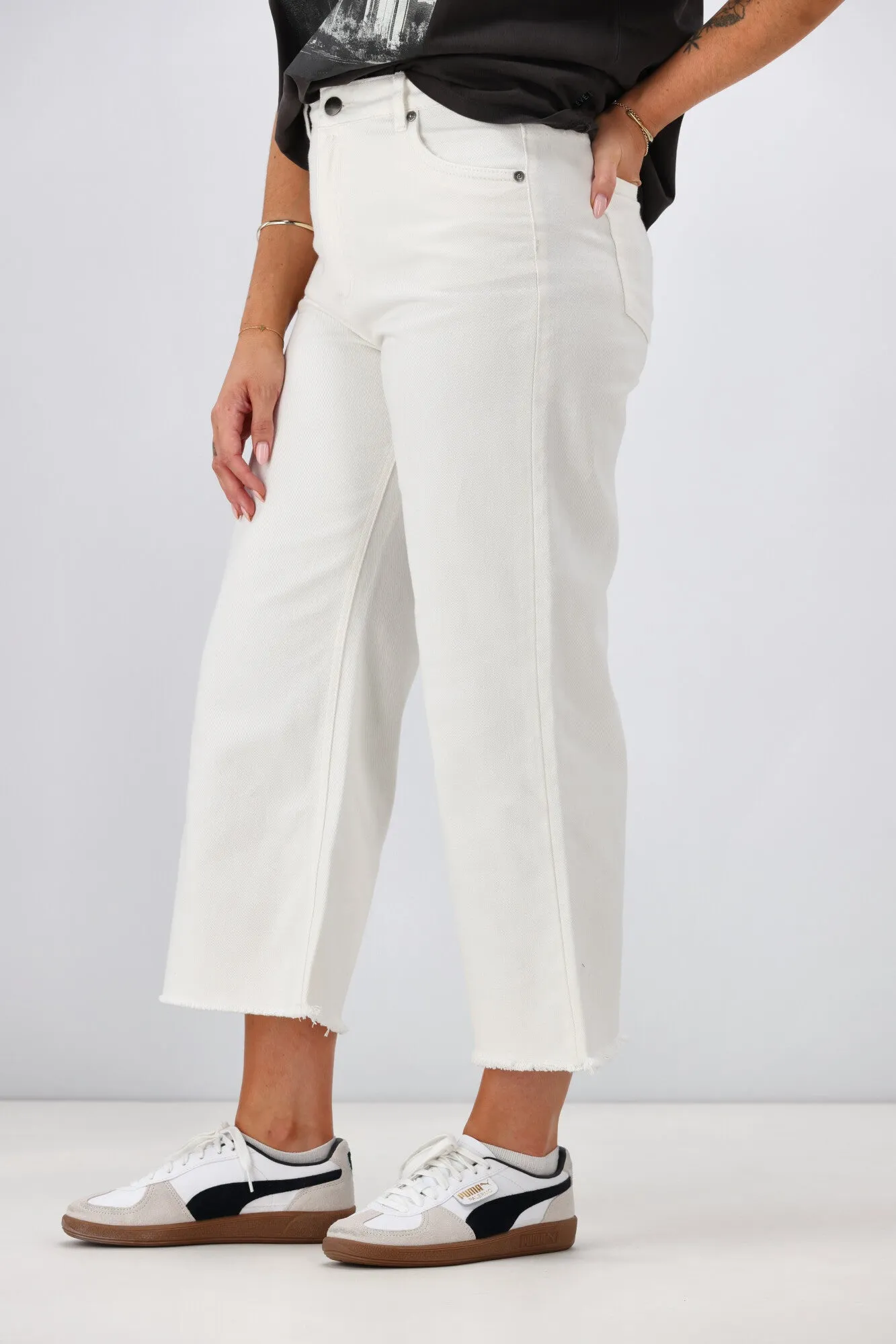All About Eve Charlie High Rise Wide Leg Jean Vintage White