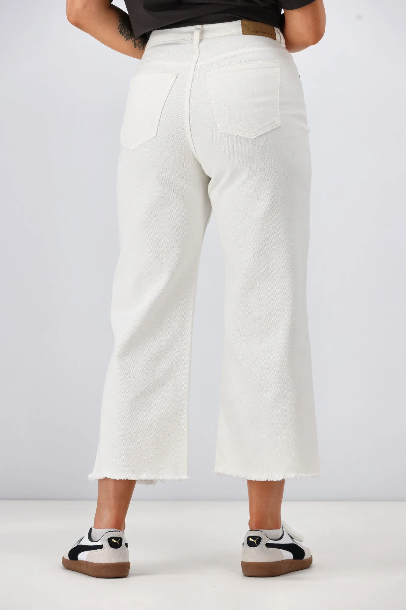 All About Eve Charlie High Rise Wide Leg Jean Vintage White