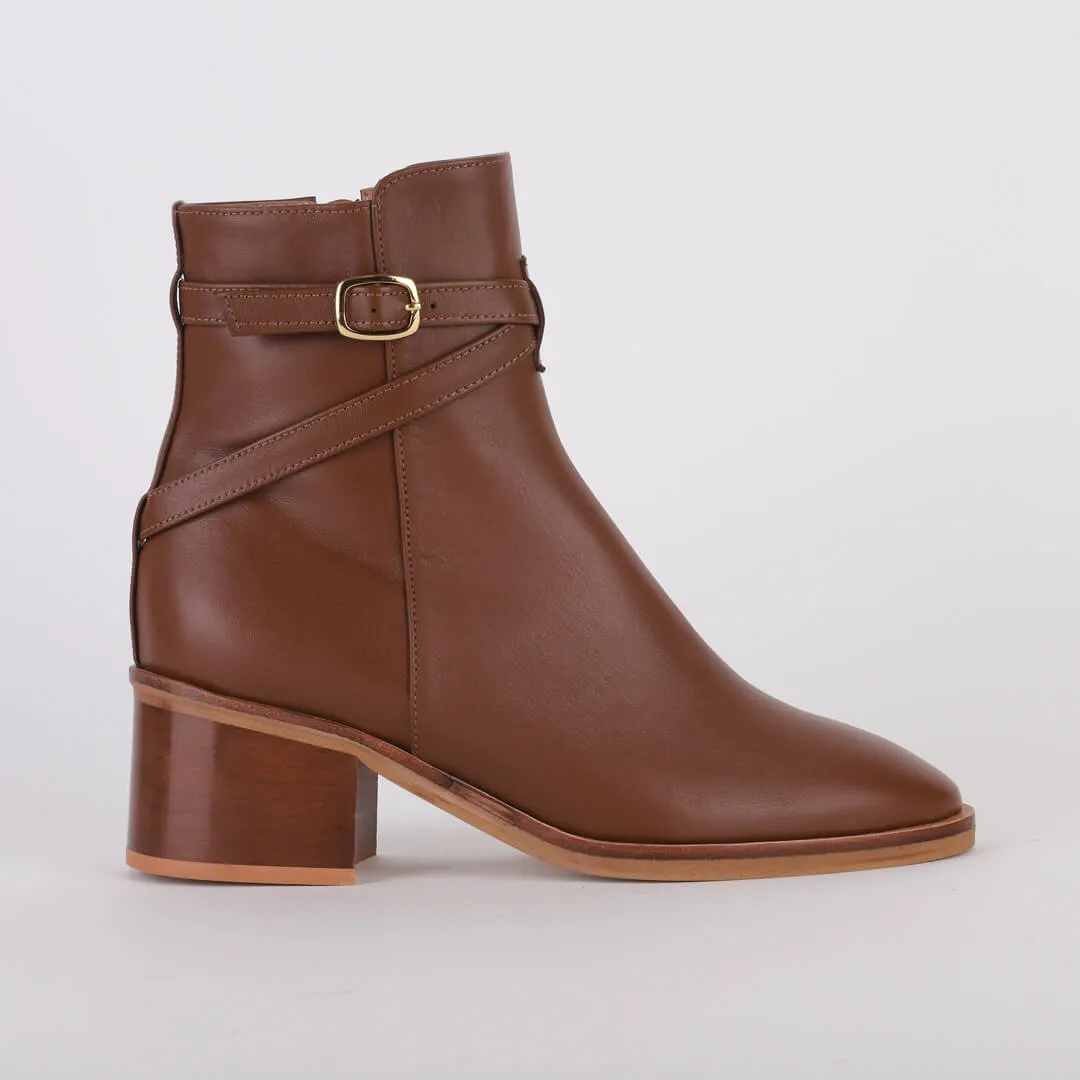 *Aubrey - black, 5cm size UK 2