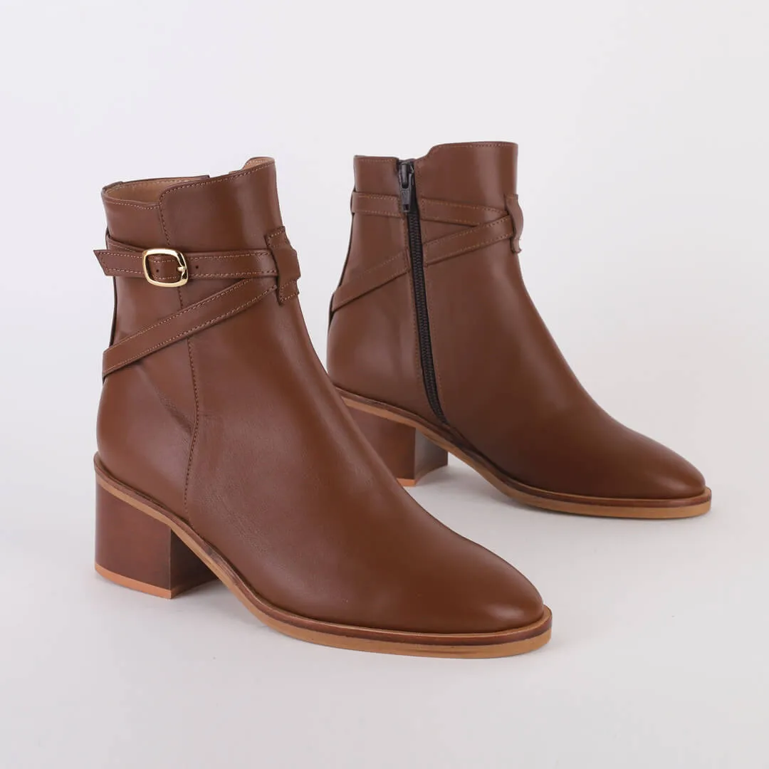 *Aubrey - black, 5cm size UK 2
