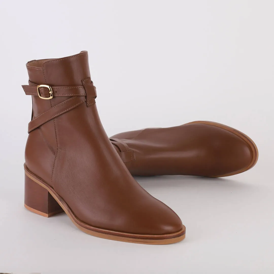 *Aubrey - black, 5cm size UK 2