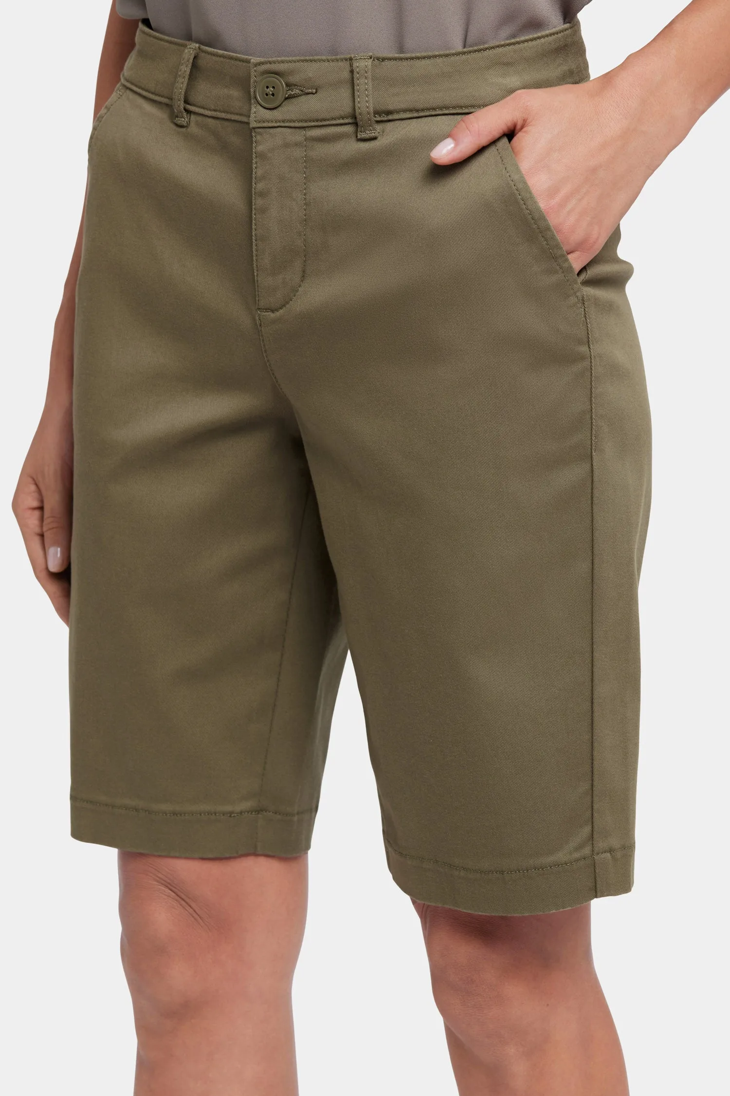 Bermuda Shorts - Bay Leaf