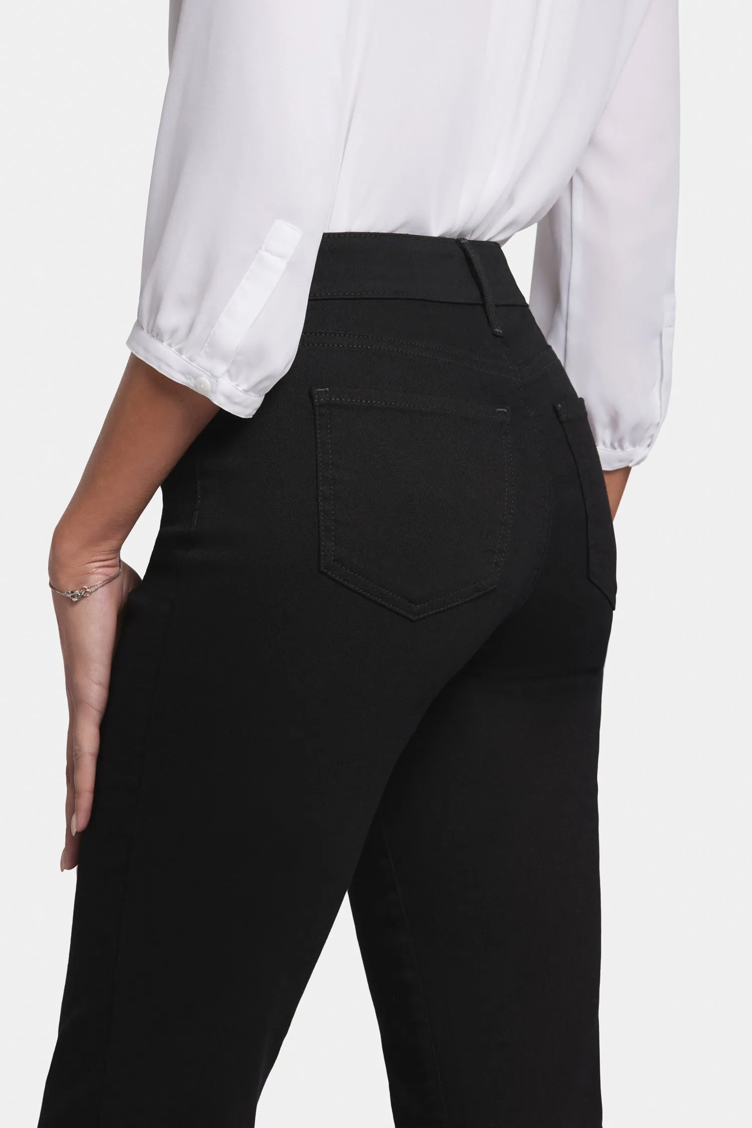 Blake Slim Flared Jeans In Petite - Black