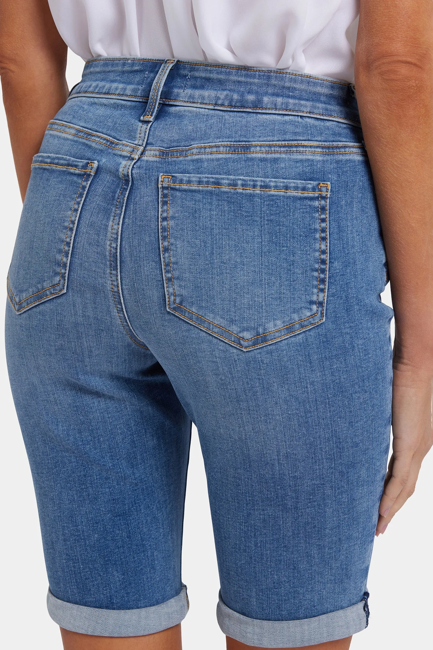 Briella 10 Inch Denim Shorts In Petite - Barcelona Breeze