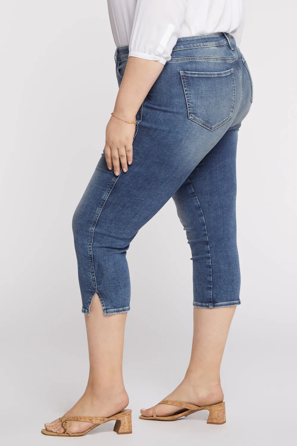 Chloe Capri Jeans In Plus Size - Loire