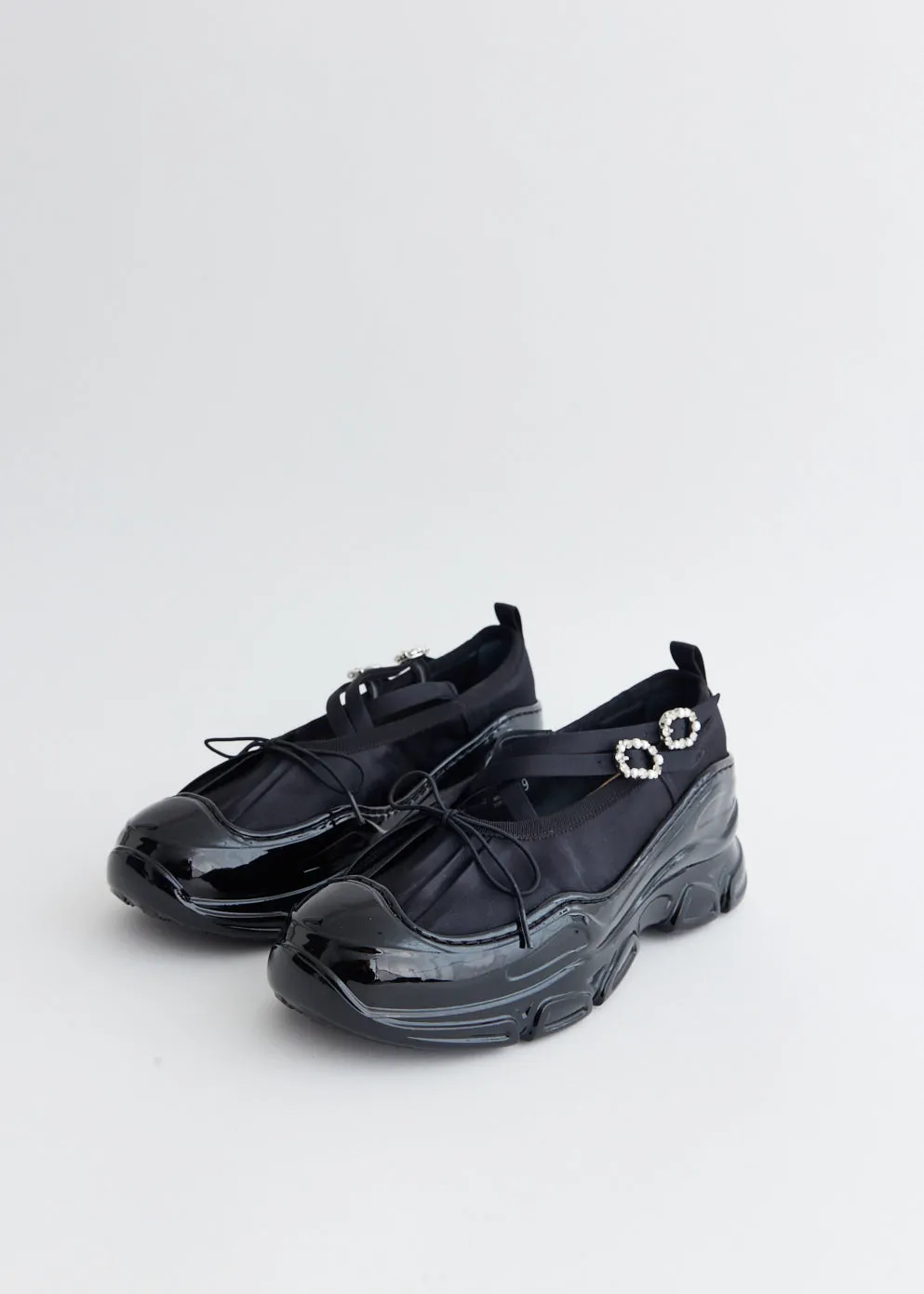 Classic Criss Cross Tracker Ballerinas