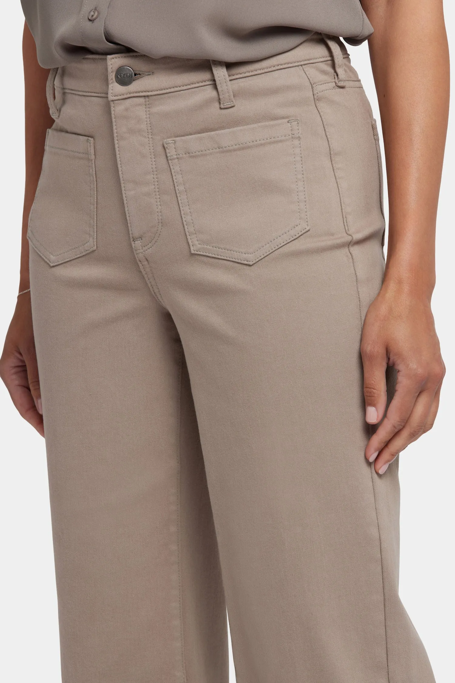 Coco Relaxed Wide Leg Crop Jeans - Saddlewood
