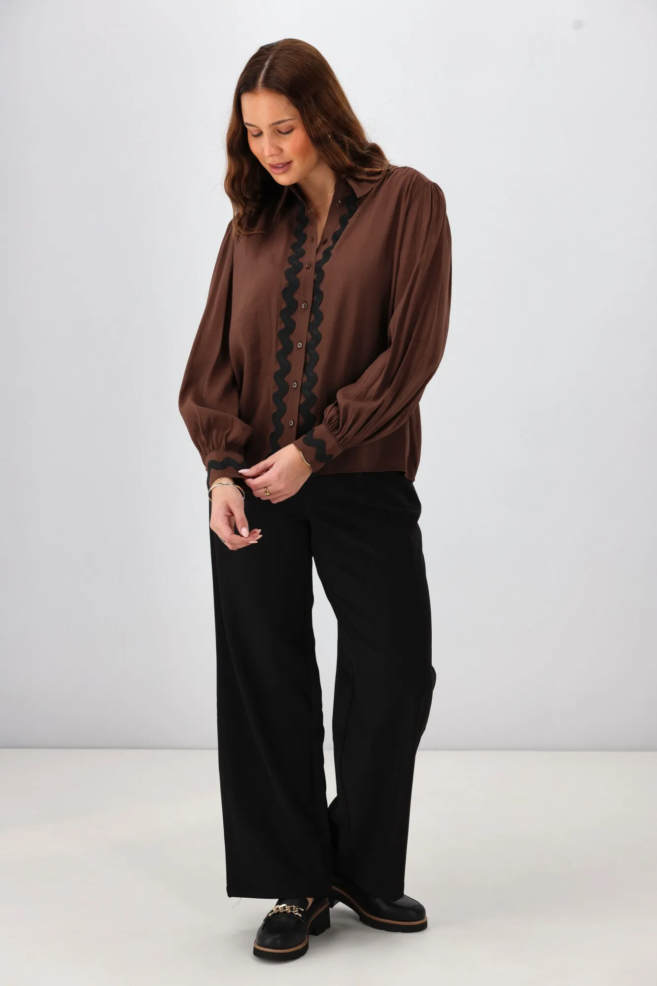 Gloss the Label Kelleigh Ric Rac Lace Shirt Chocolate