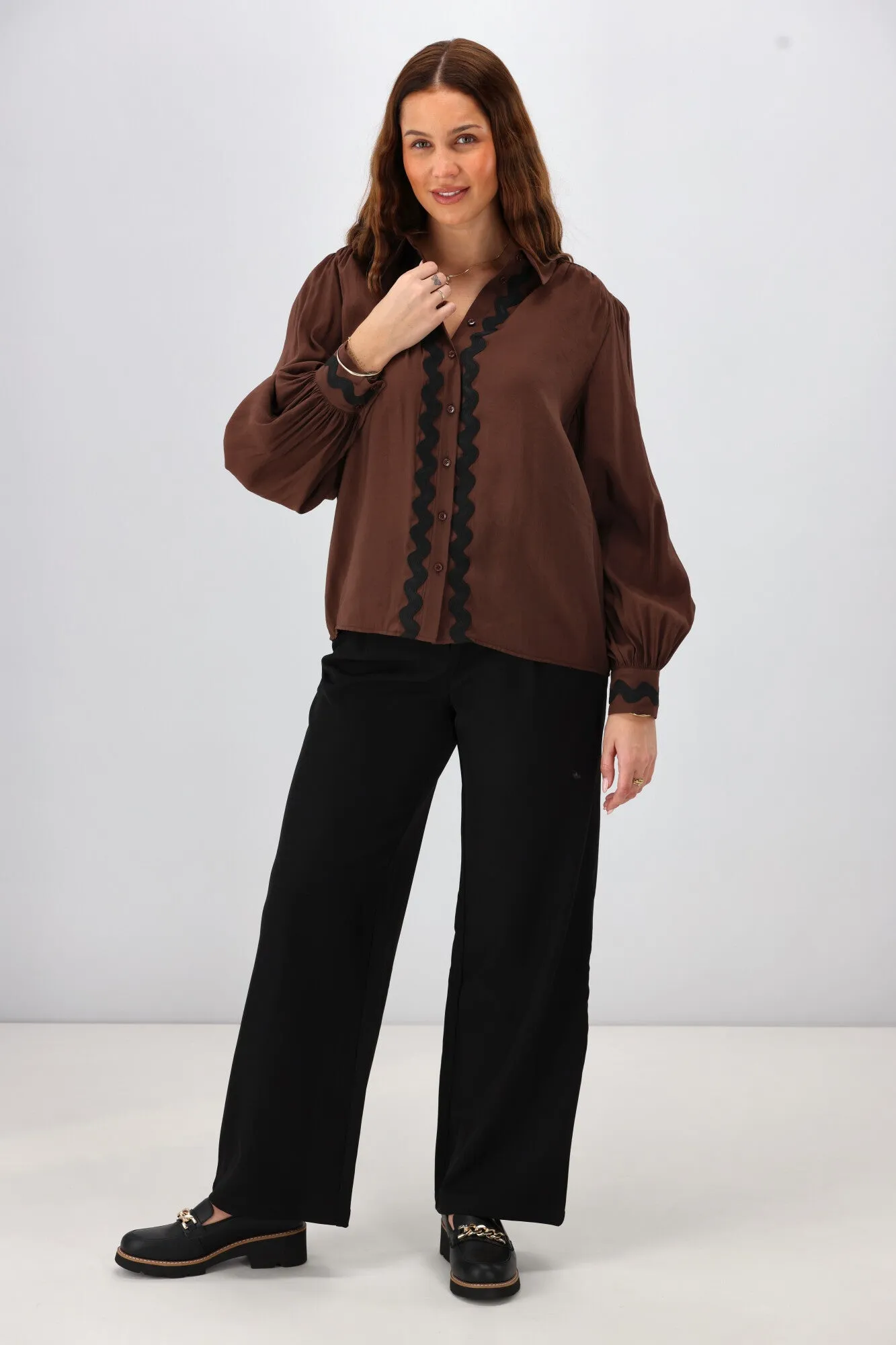 Gloss the Label Kelleigh Ric Rac Lace Shirt Chocolate