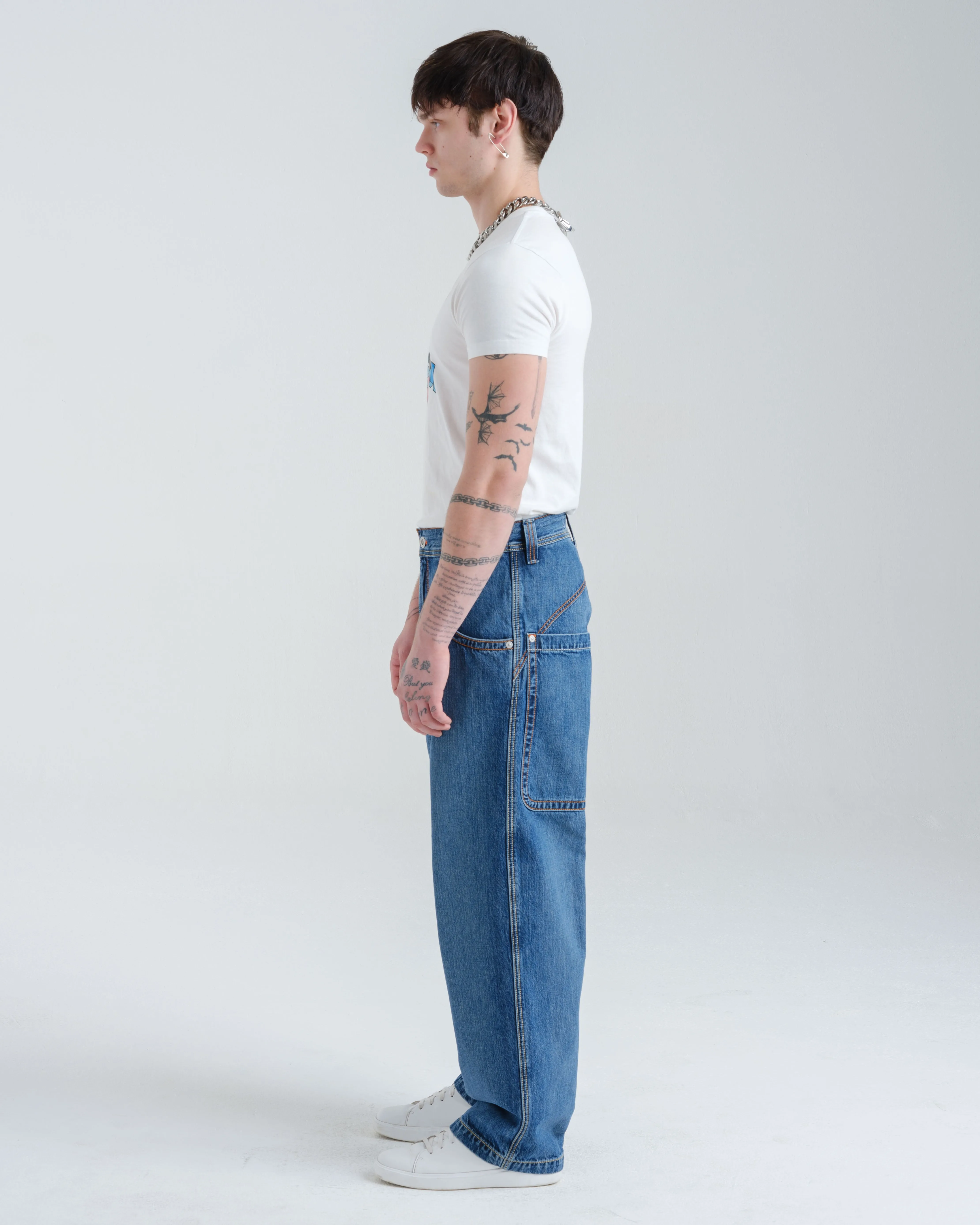 Handyman Carpenter. 20. Hand-Sand Vintage.