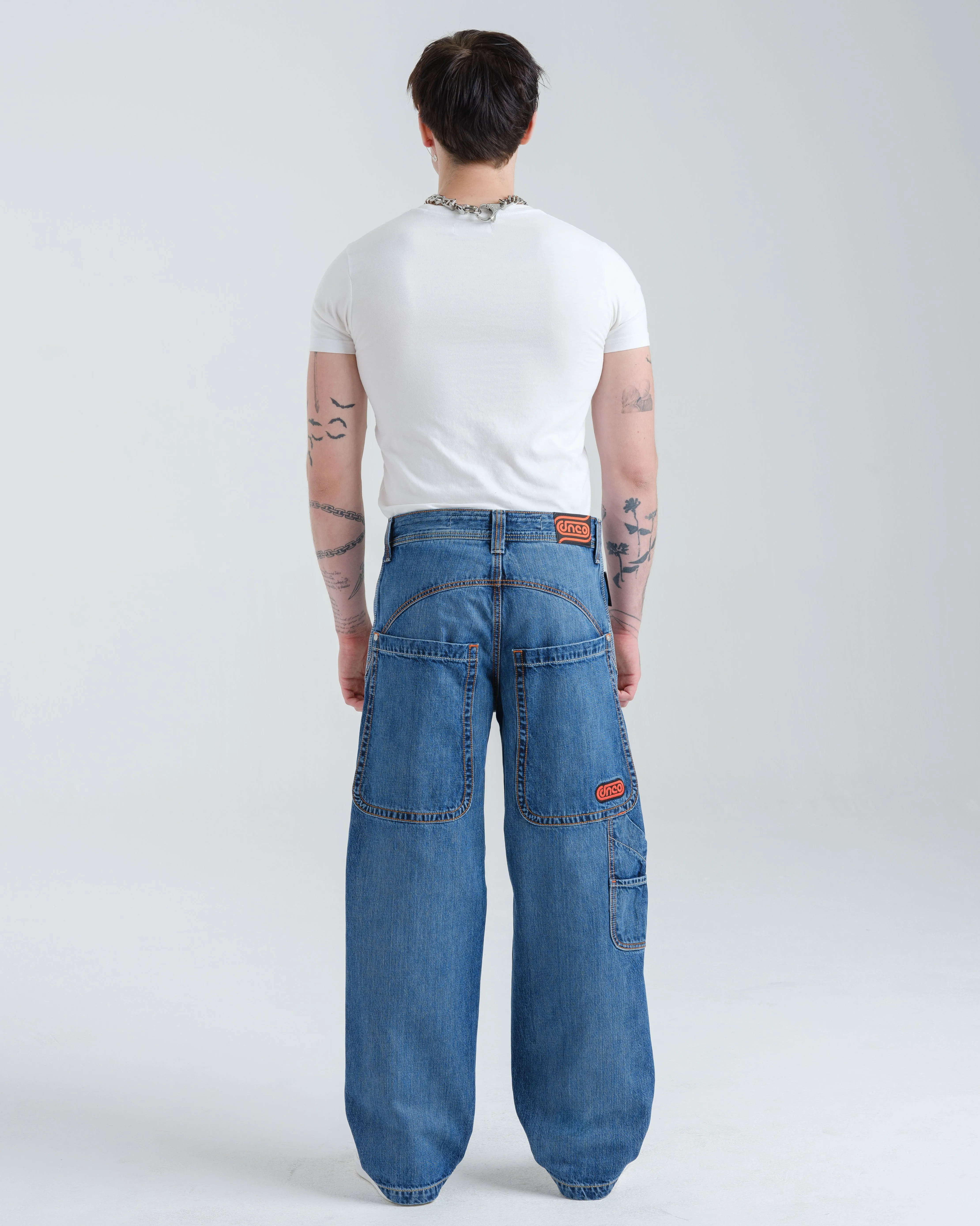 Handyman Carpenter. 20. Hand-Sand Vintage.