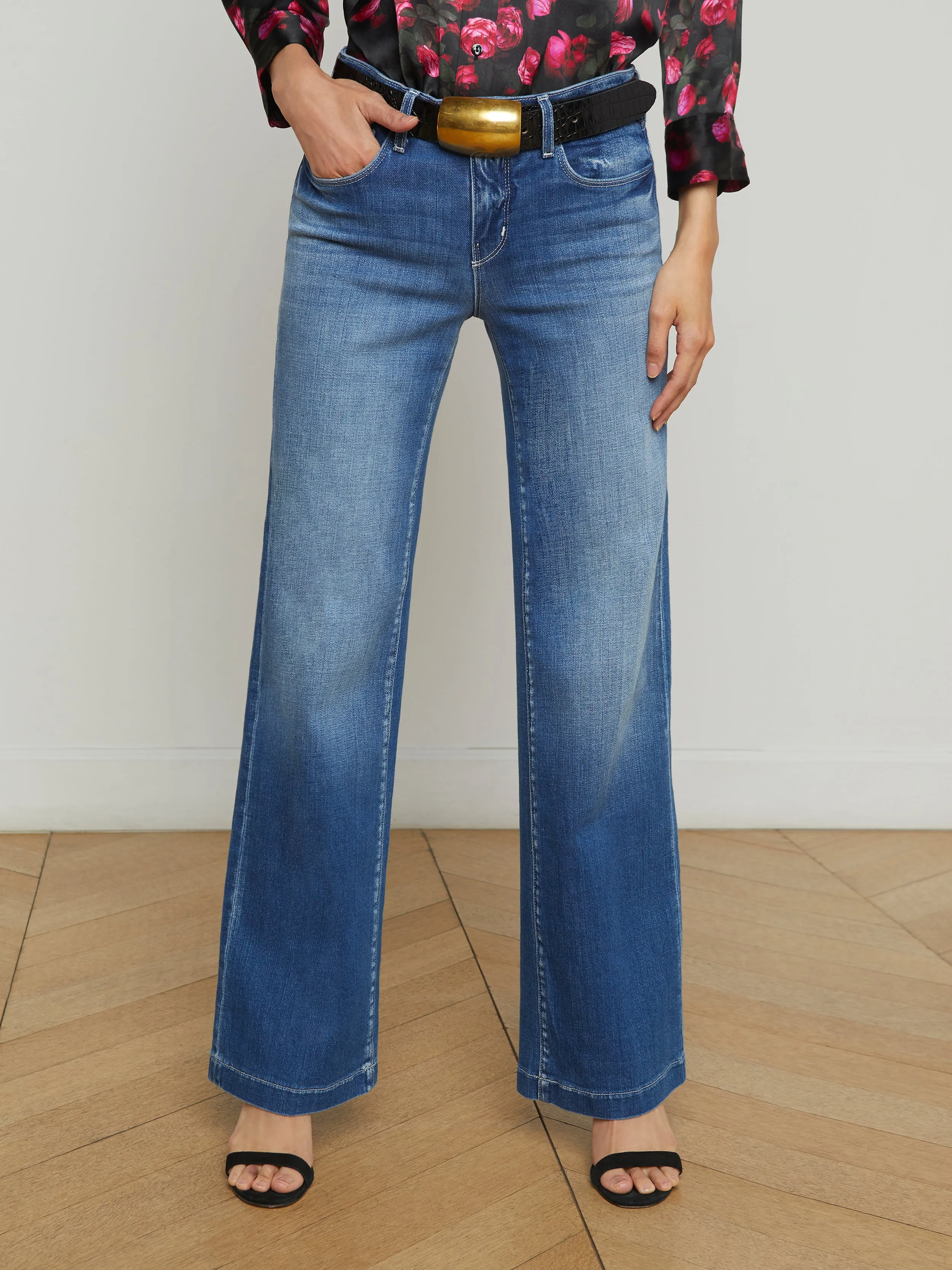Joanne Low-Rise Wide-Leg Jean