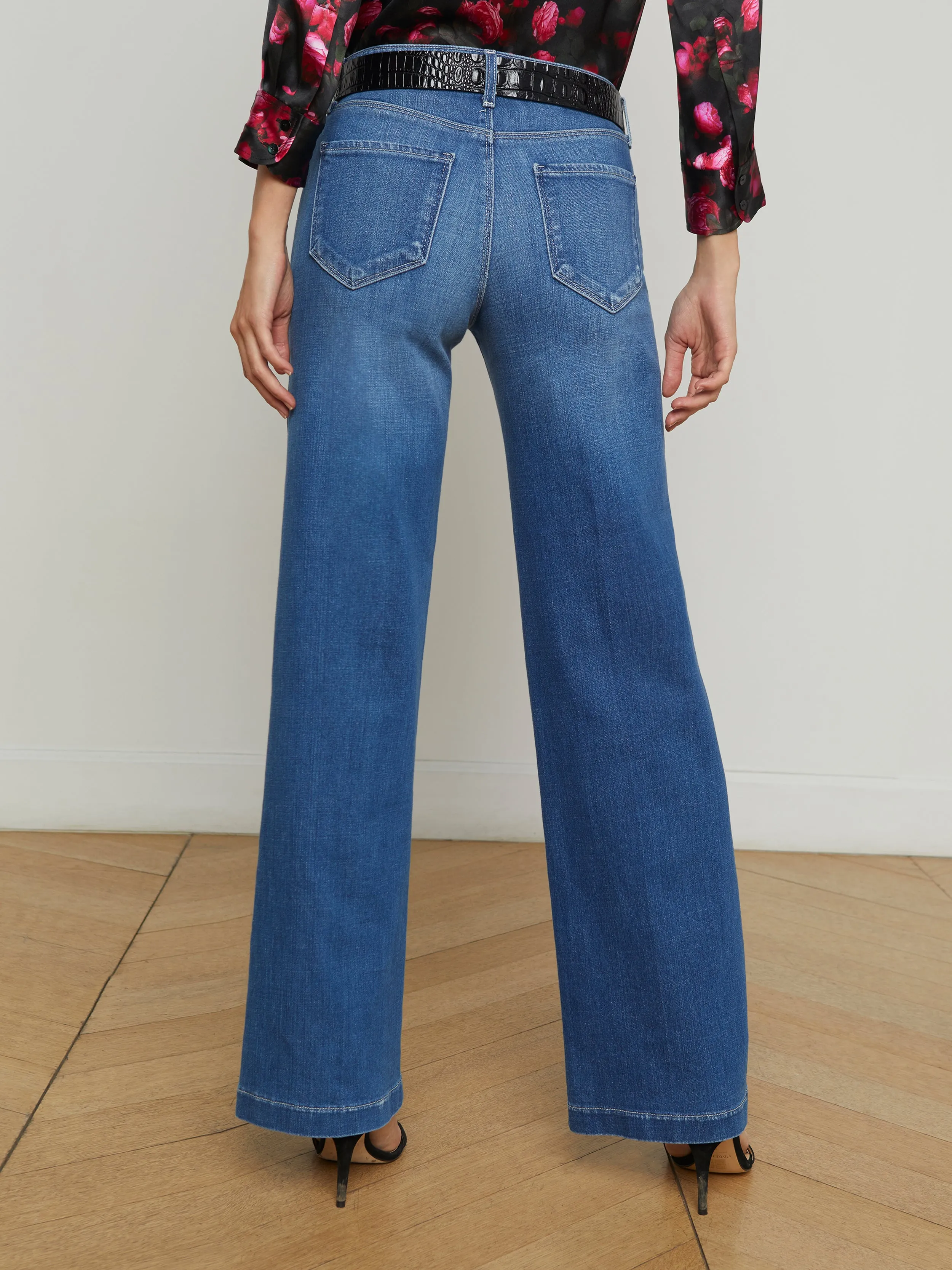 Joanne Low-Rise Wide-Leg Jean