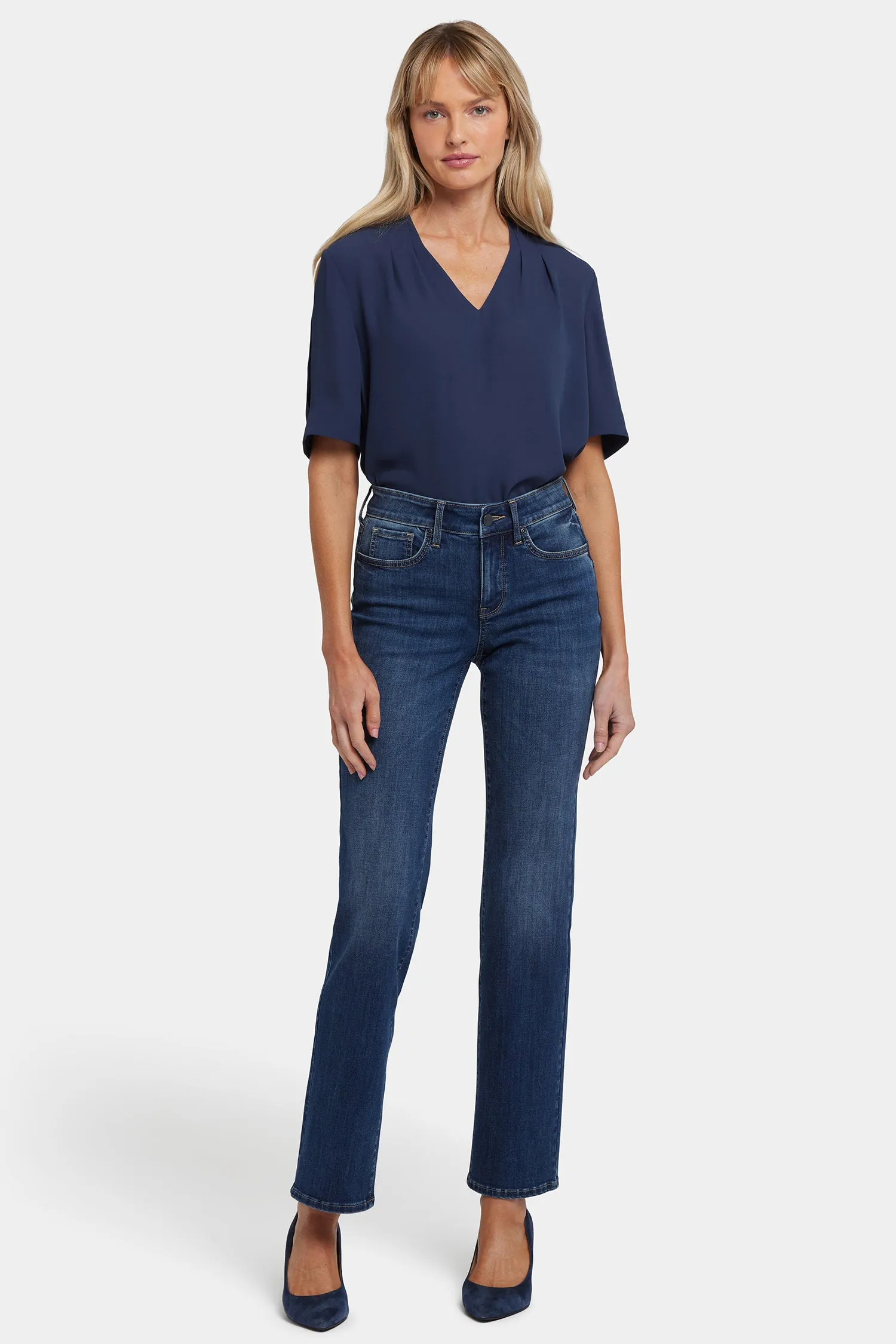 Marilyn Straight Jeans In Petite - Rio Rapids