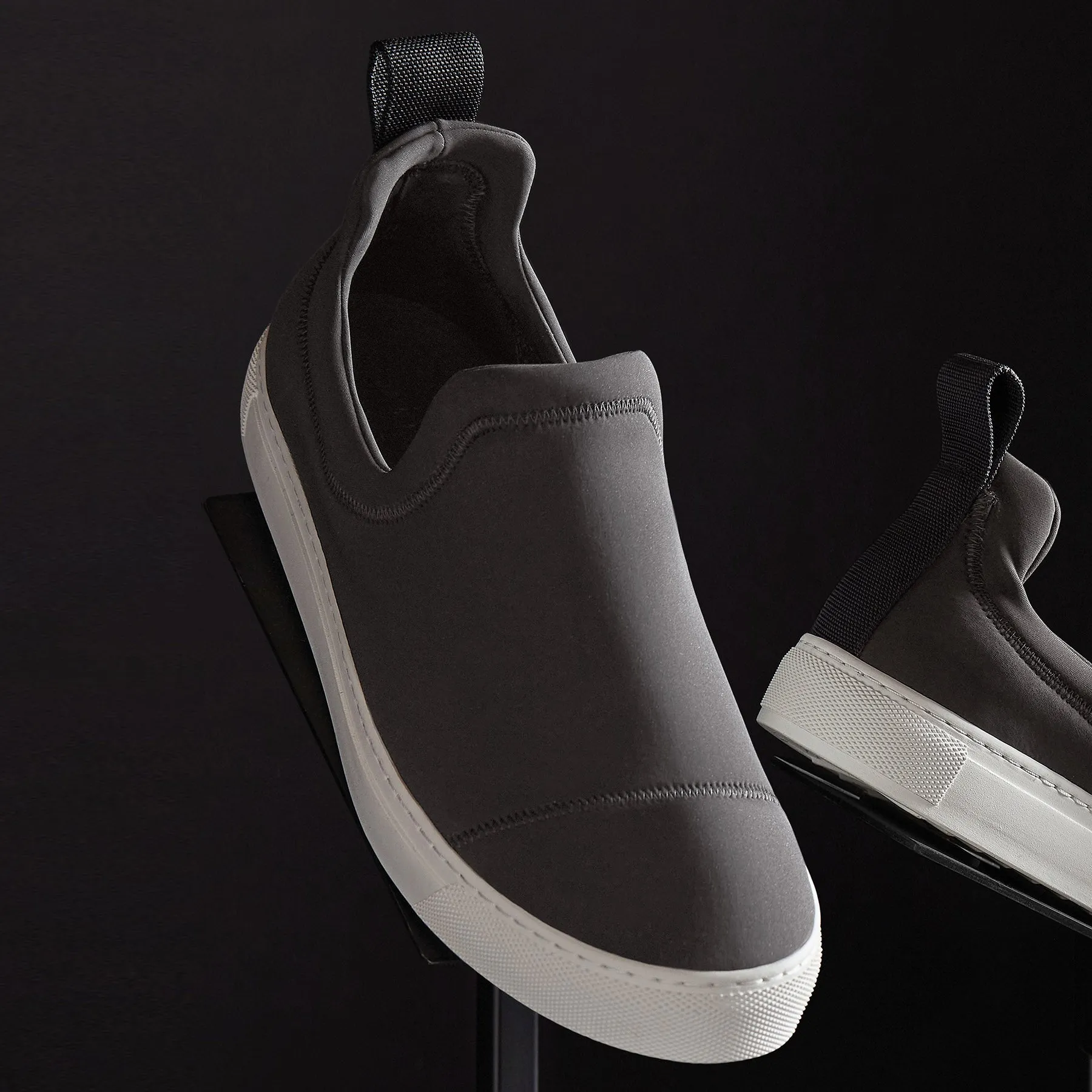Men's Zuma Scuba Slip On - Carbon Grey