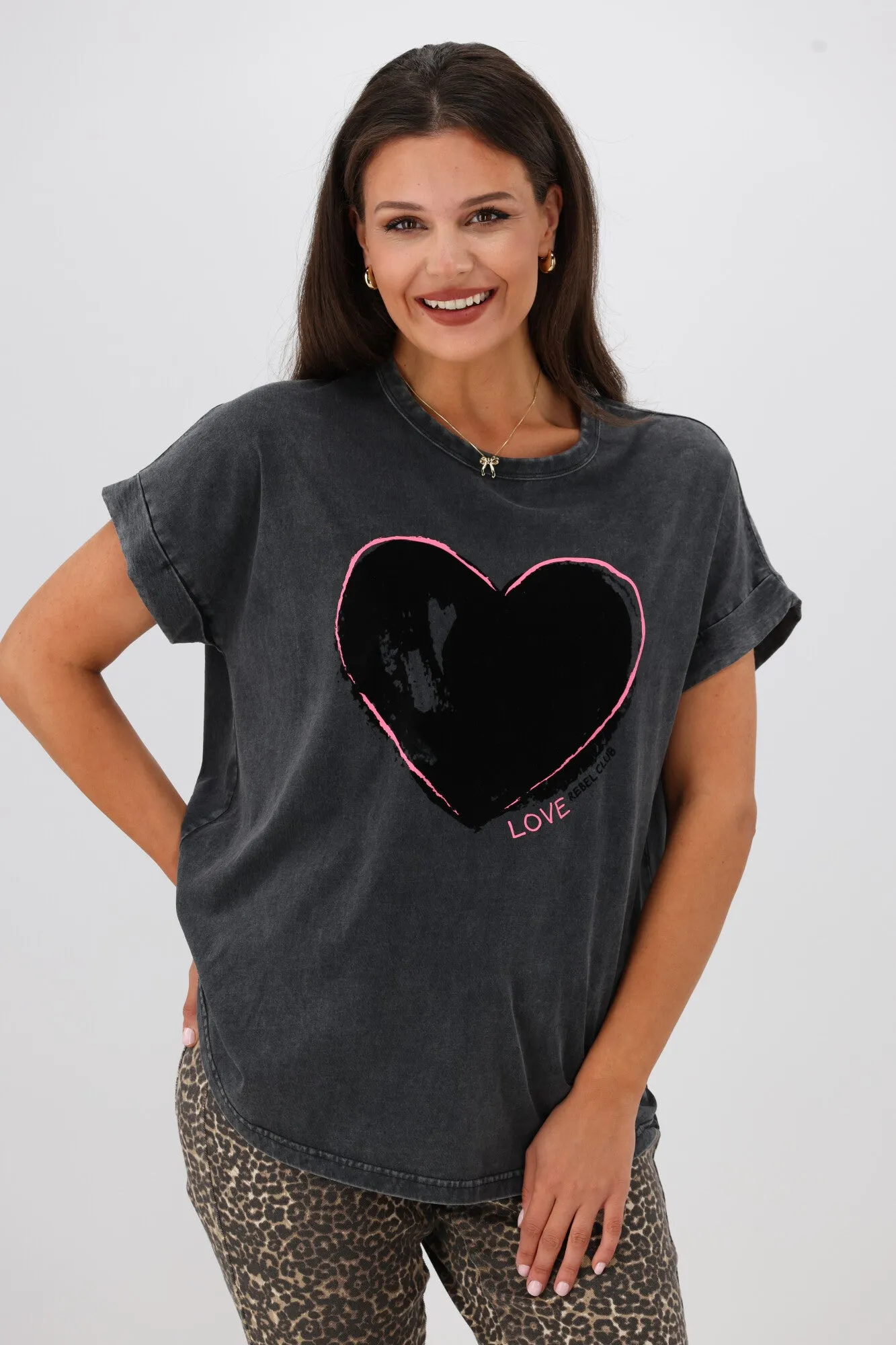 Rebel Club Heart Crush Capsleeve Tee Acid Black