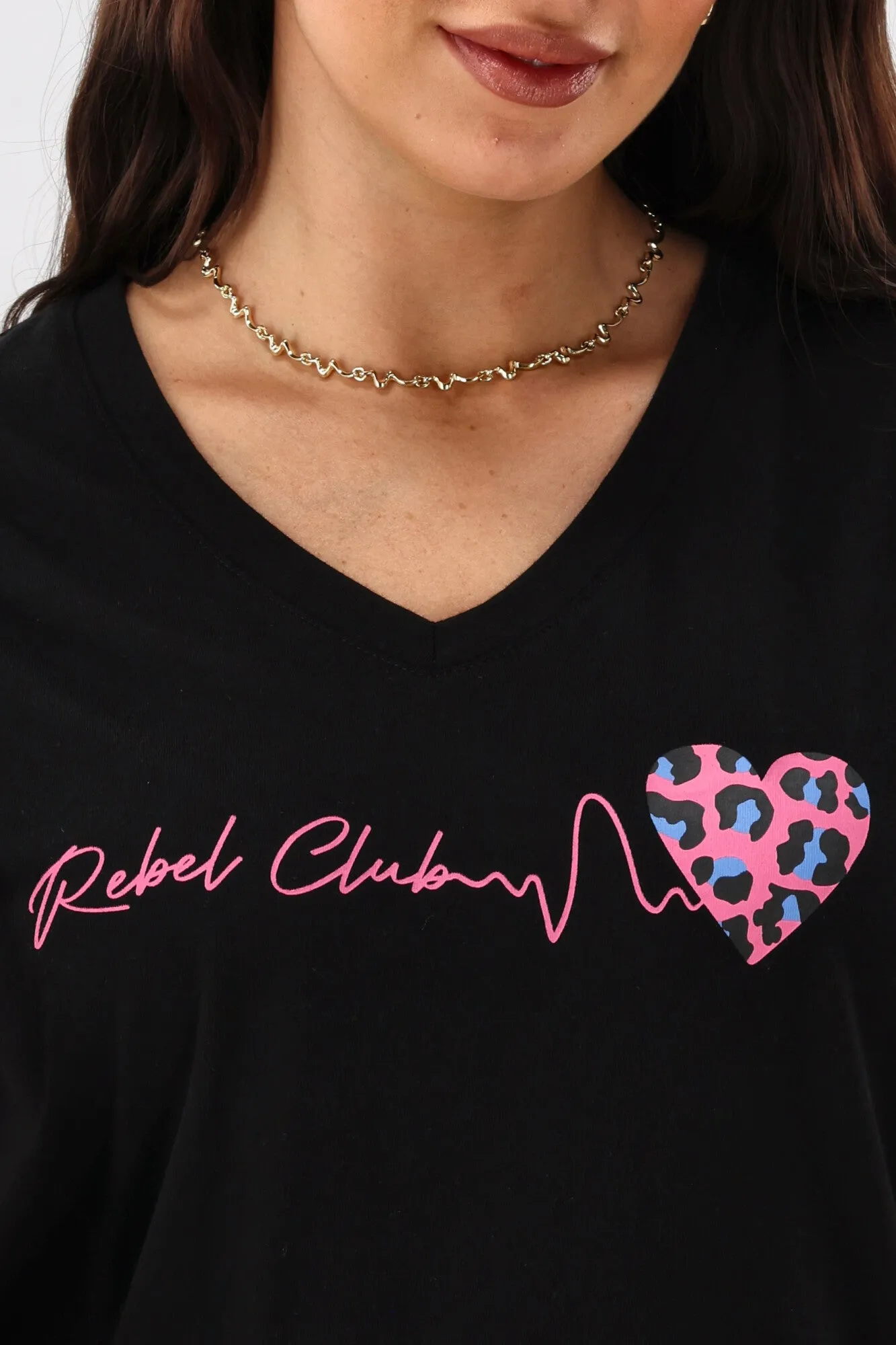 Rebel Club Heartbeat V Tee Black Pre-Order Due Late May