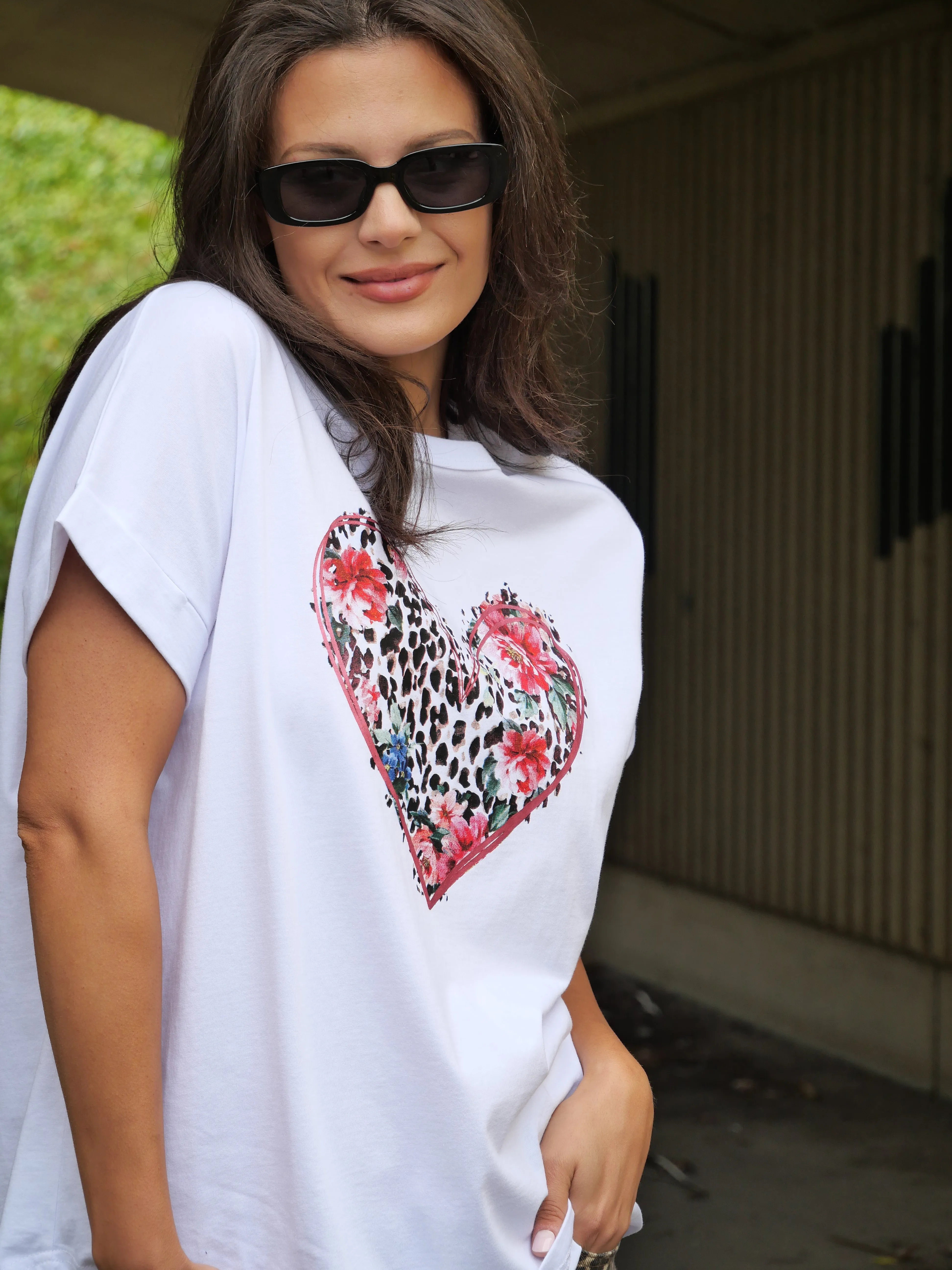Rebel Club Leopard Dreams Heart Capsleeve Tee White