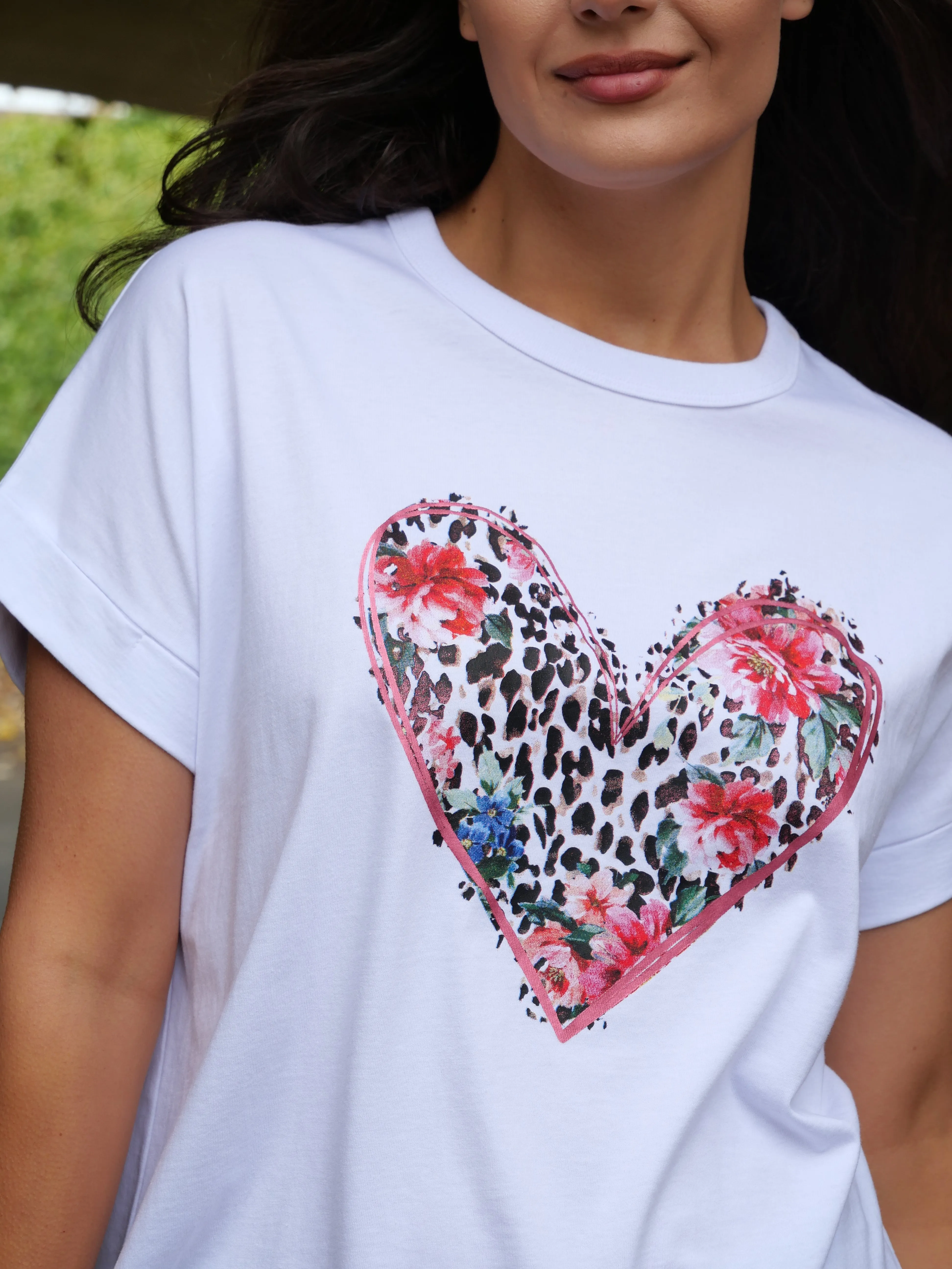 Rebel Club Leopard Dreams Heart Capsleeve Tee White
