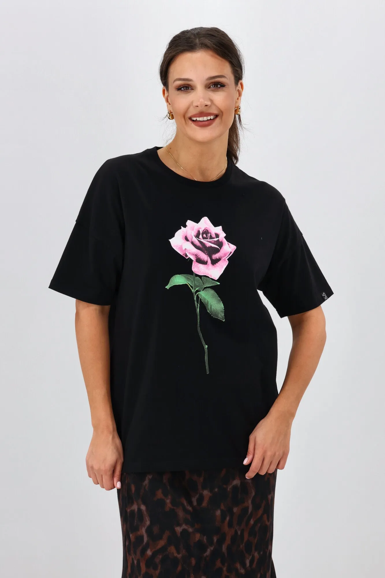 Rebel Club Romance Rose Boyfriend Tee Black