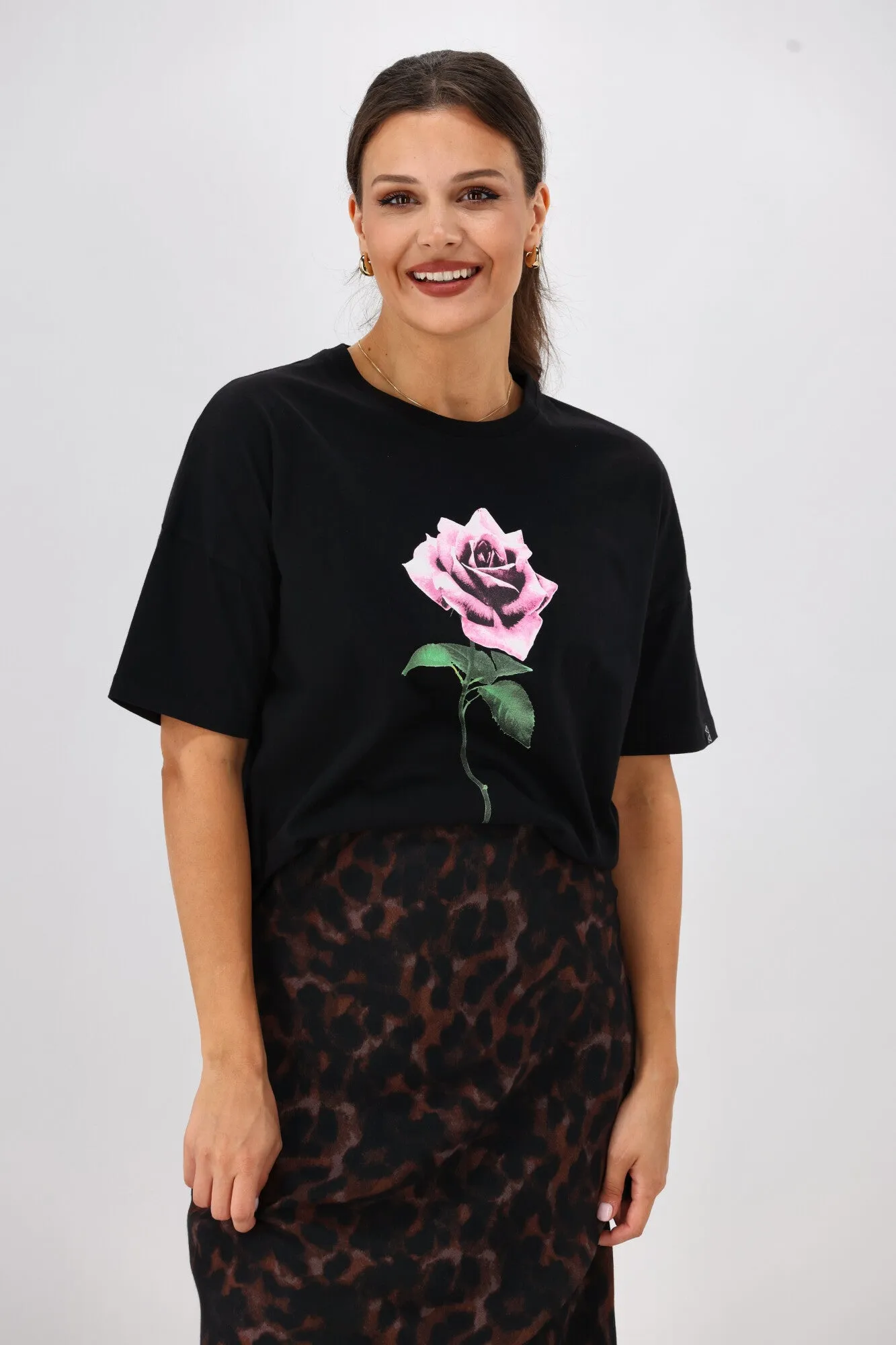 Rebel Club Romance Rose Boyfriend Tee Black