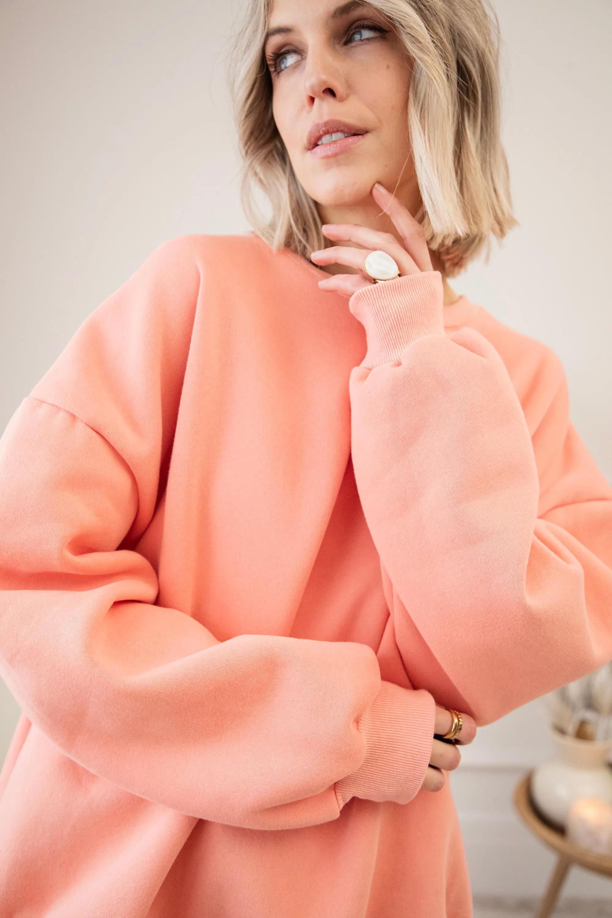 Simplicity Coral - Sweater
