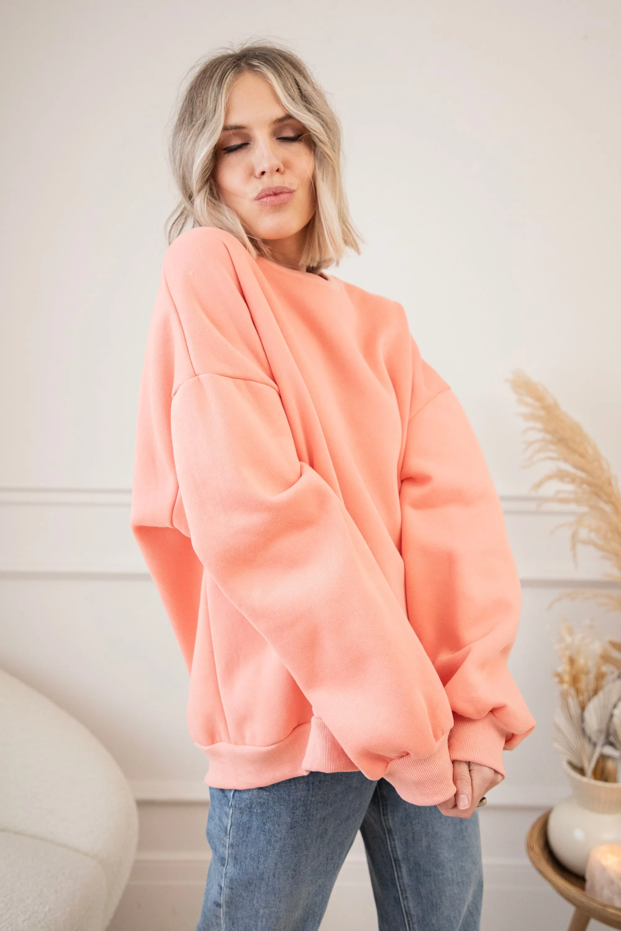 Simplicity Coral - Sweater